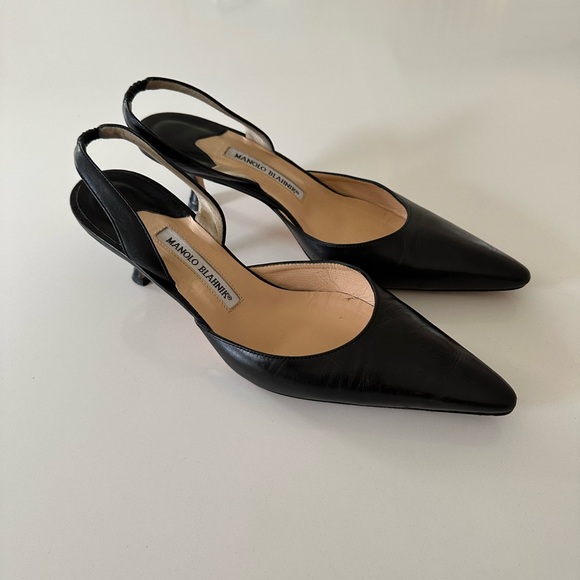 Manolo Blahnik - CAROLYNE 50 Black Nappa Leather Slingback Pumps - Picture 8 of 12
